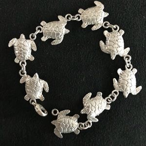 Sterling silver sea turtle bracelet